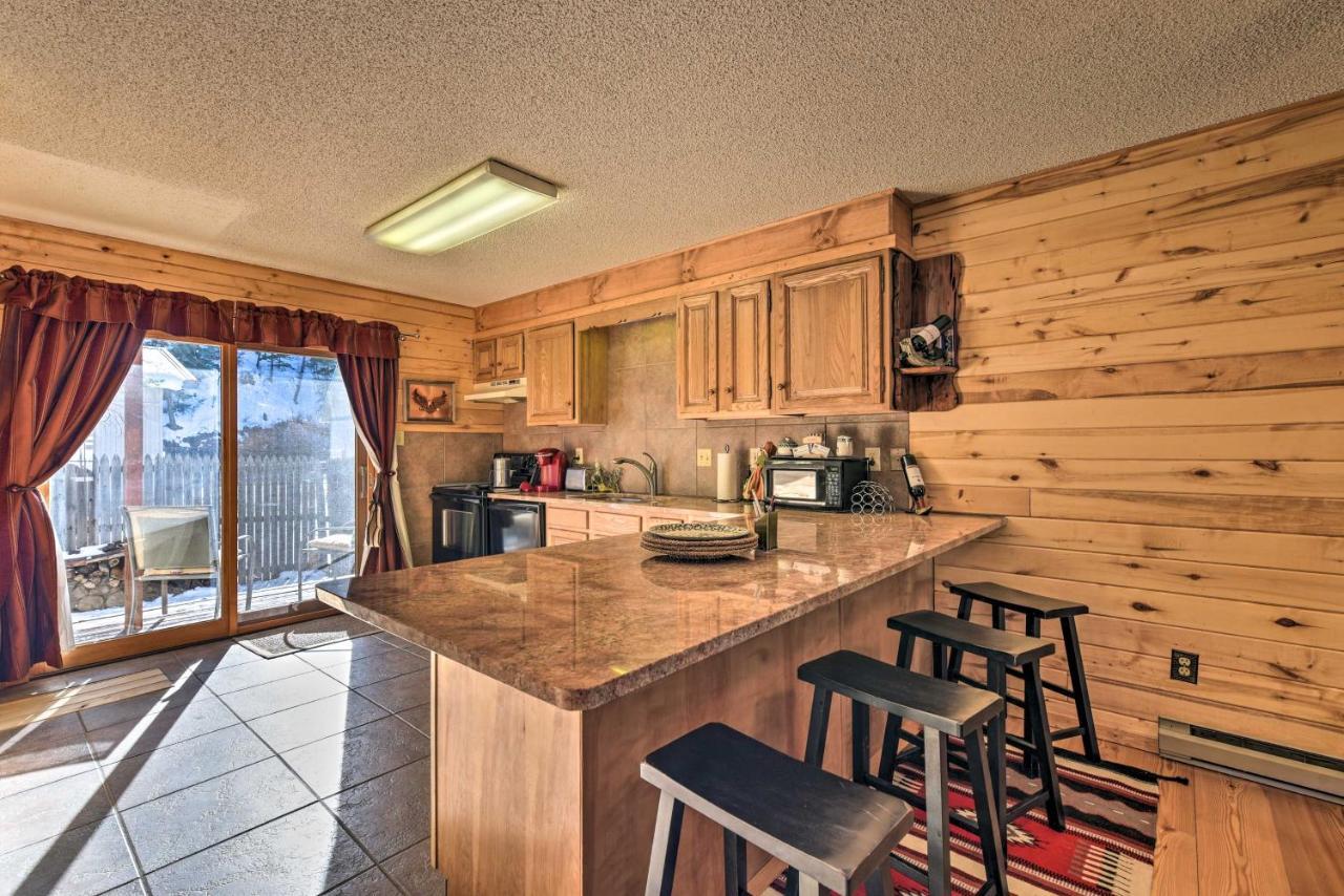 Downtown Red River Retreat With Mtn Views And Yard Buitenkant foto